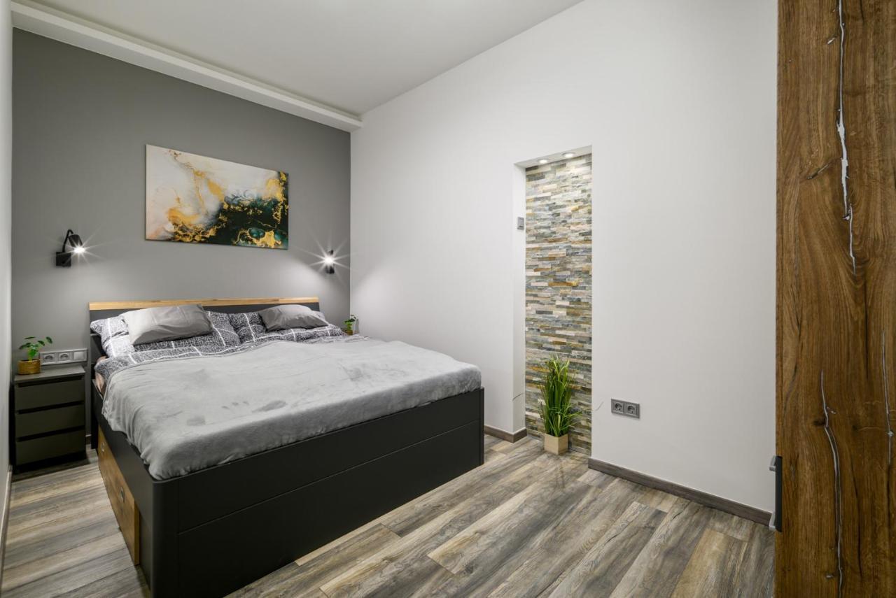 Golden Cage Premium Central Apartment Budapest Exteriör bild